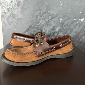 Sperry boat shoes